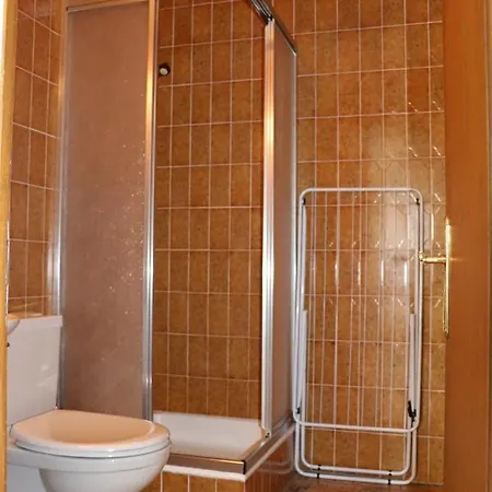 Schoenegg Hochparterre Appartement *