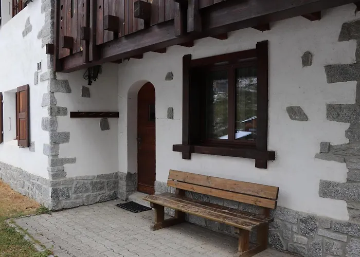 Schoenegg Hochparterre רידראלפ