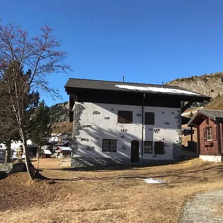 Schoenegg Hochparterre Апартаменты